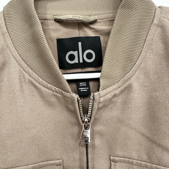 NWT Alo Cropped Main Character Jacket in Light Cocoa Size Large - Picture 8 of 11